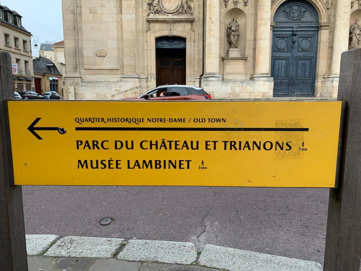 Appartement Versailles Quartier Notre Dame Au Pied Du Chateau Avec Parking Esterno foto