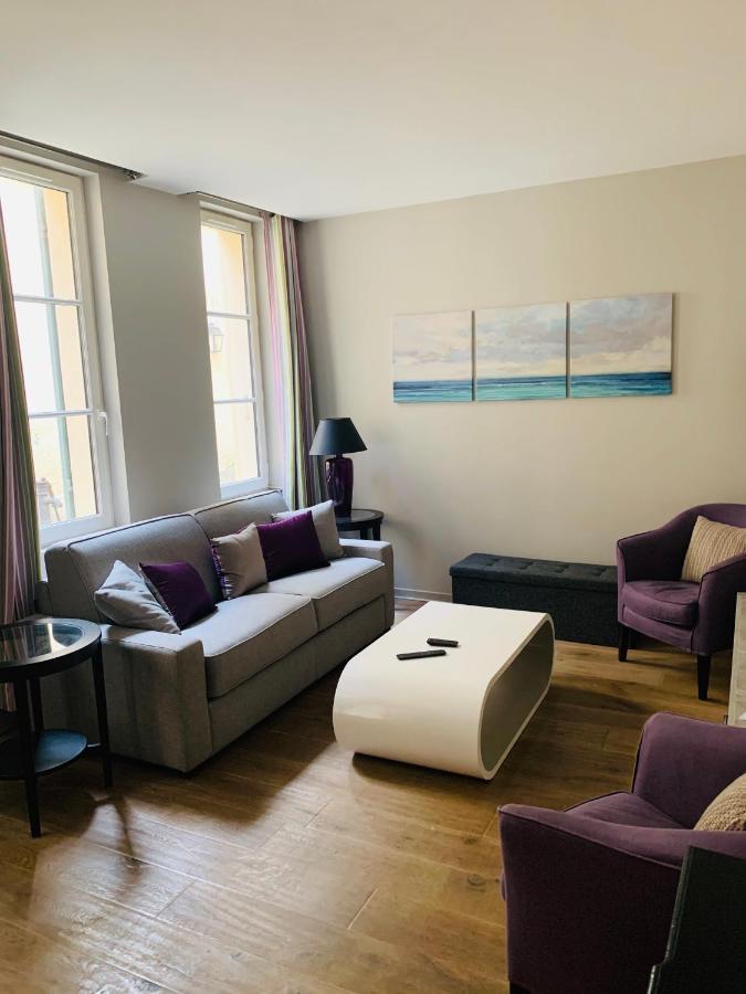 Appartement Versailles Quartier Notre Dame Au Pied Du Chateau Avec Parking Esterno foto